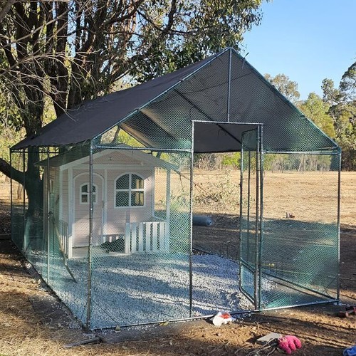 Chicken coop walk in - coop, walk-in